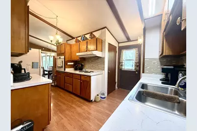 W13071 Bighorn Avenue, Hancock, WI 54943 - Photo 5