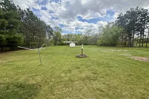 W13071 Bighorn Ave, Hancock, WI 54943 - Photo 13