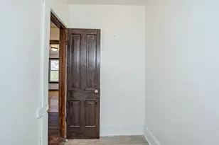 105 10th St, Wausau, WI 54403 - Photo 31