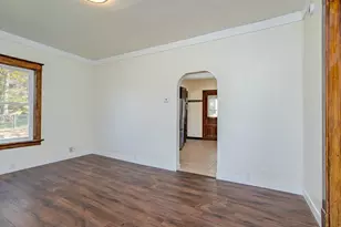 105 10th St, Wausau, WI 54403 - Photo 9