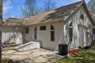 1126 W Ives St, Marshfield, WI 54449 - Photo 49