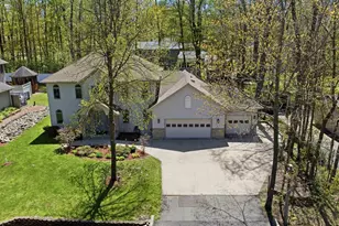 1126 W Ives St, Marshfield, WI 54449 - Photo 5
