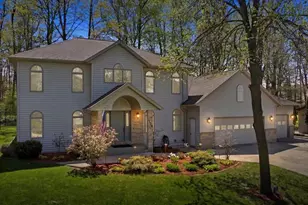 1126 W Ives St, Marshfield, WI 54449 - Photo 3