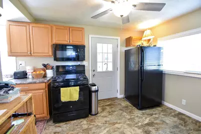 1017 Williams Street, Stevens Point, WI 54481 - Photo 7
