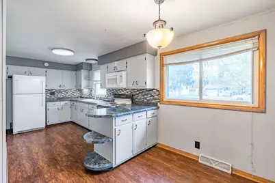 227205 Heron Avenue, Wausau, WI 54401 - Photo 7