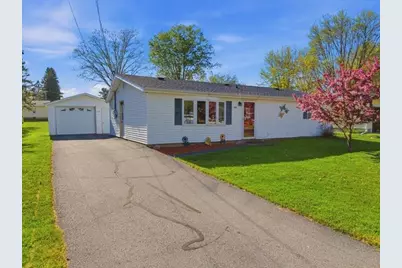606 N Plum Avenue, Marshfield, WI 54449 - Photo 1