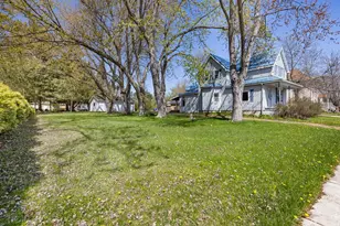 523 N 2nd St, Colby, WI 54421 - Photo 3