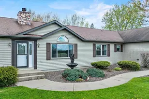 9816 Lincoln Ave, Marshfield, WI 54449 - Photo 5