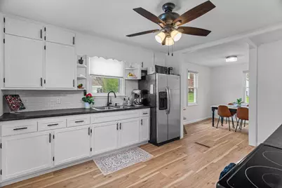 806 Doege Street, Marshfield, WI 54449 - Photo 7