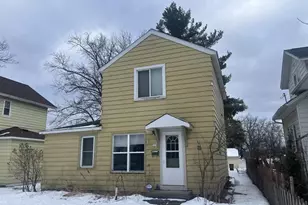 325 Washington Ave, Stevens Point, WI 54481 - Photo 3