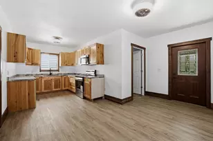 310 N Maple Ave, Marshfield, WI 54449 - Photo 7