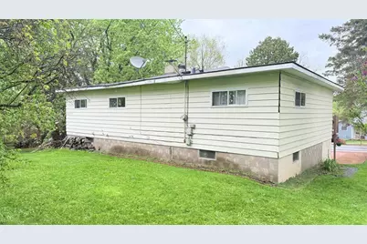 114 N 9th Avenue, Wausau, WI 54401 - Photo 5