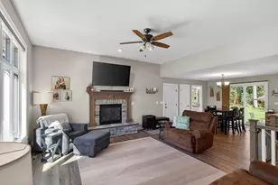 2430 Crystal Ln, Wisconsin Rapids, WI 54494 - Photo 9