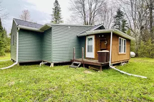 1527 Camp 6 Rd, Rhinelander, WI 54501 - Photo 9