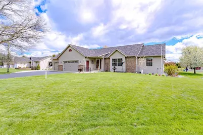 1985 Woodcrest Circle, Kronenwetter, WI 54455 - Photo 1