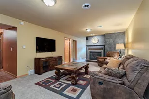 1985 Woodcrest Cir, Kronenwetter, WI 54455 - Photo 31