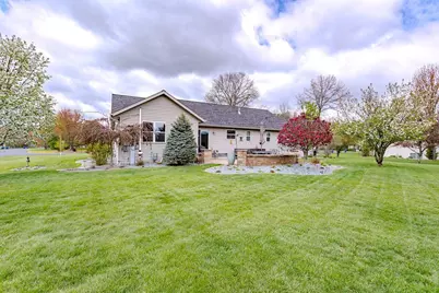 1985 Woodcrest Circle, Kronenwetter, WI 54455 - Photo 9