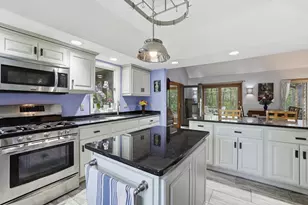 611 Honey Bear Ct, Waupaca, WI 54981 - Photo 15