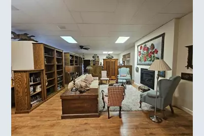 215 W Depot Street, Marshfield, WI 54449 - Photo 9