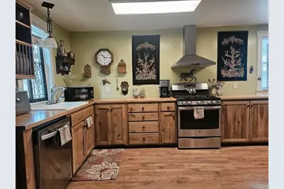 215 W Depot Street, Marshfield, WI 54449 - Photo 5
