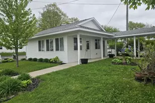 215 W Depot St, Marshfield, WI 54449 - Photo 31