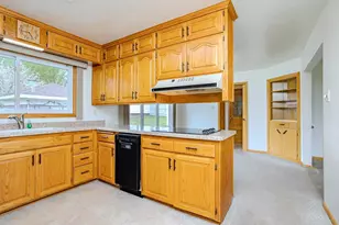 709 N Poplar St, Merrill, WI 54452 - Photo 7
