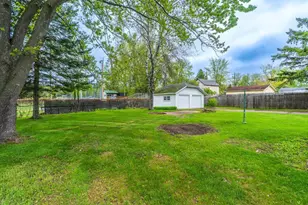 108 E 4th St, Merrill, WI 54452 - Photo 37