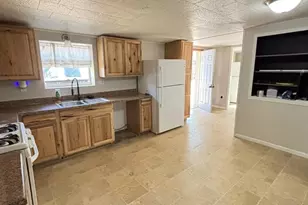 2142 Strongs Ave, Stevens Point, WI 54481 - Photo 11