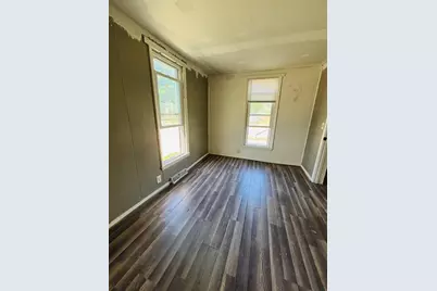 2142 Strongs Avenue, Stevens Point, WI 54481 - Photo 15