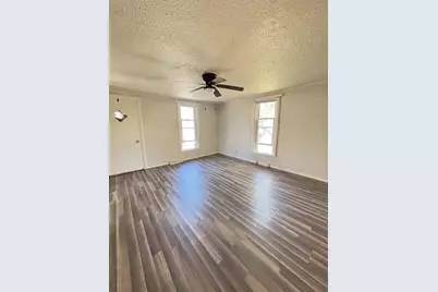 2142 Strongs Avenue, Stevens Point, WI 54481 - Photo 17