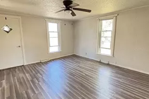 2142 Strongs Ave, Stevens Point, WI 54481 - Photo 17