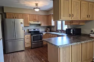 1300 E 20th St, Marshfield, WI 54449 - Photo 7