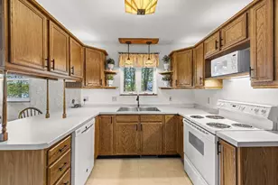 7223 Jacqueline Lake Ln, Custer, WI 54423 - Photo 17