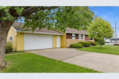 100 W Buse Street, Spencer, WI 54479 - Photo 5