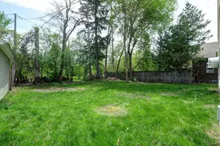 613 Floral Ave, Wausau, WI 54403 - Photo 5