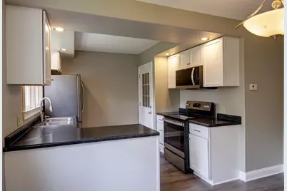 613 Floral Avenue, Wausau, WI 54403 - Photo 11