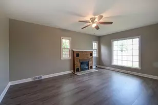 613 Floral Ave, Wausau, WI 54403 - Photo 17