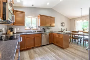 6607 Cavin Dr, Wausau, WI 54401 - Photo 15