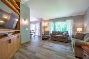6607 Cavin Dr, Wausau, WI 54401 - Photo 7