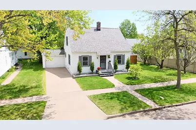 305 N Stuyvesant Street, Merrill, WI 54452 - Photo 1
