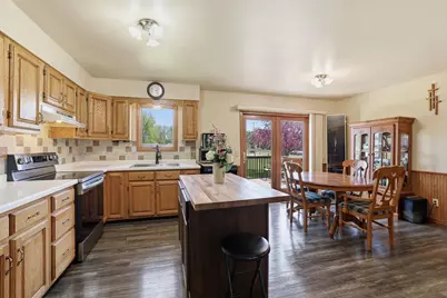 3008 W Huetter Street, Marshfield, WI 54449 - Photo 9