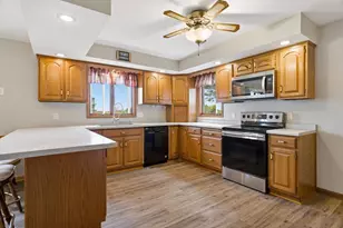 10871 S Washington Ave, Marshfield, WI 54449 - Photo 5