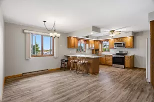 10871 S Washington Ave, Marshfield, WI 54449 - Photo 7