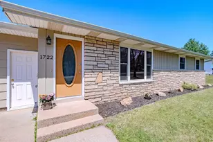 1722 Forsyth Rd, Kronenwetter, WI 54455 - Photo 5
