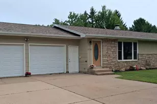 1722 Forsyth Rd, Kronenwetter, WI 54455 - Photo 3