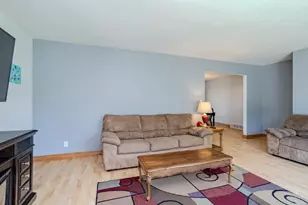 1722 Forsyth Rd, Kronenwetter, WI 54455 - Photo 9