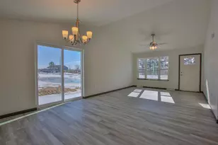 850 Morning Star Ln, Plover, WI 54467 - Photo 3