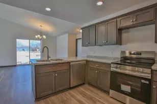 870 Morning Star Ln, Plover, WI 54467 - Photo 9