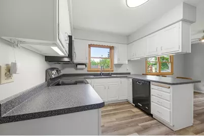 1006 W Blodgett Street, Marshfield, WI 54449 - Photo 7