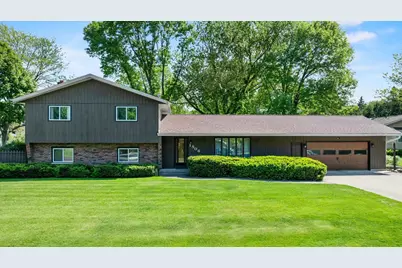 1506 W 4th Street, Marshfield, WI 54449 - Photo 1